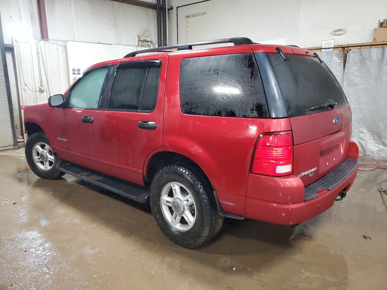2004 Ford Explorer - Image 2