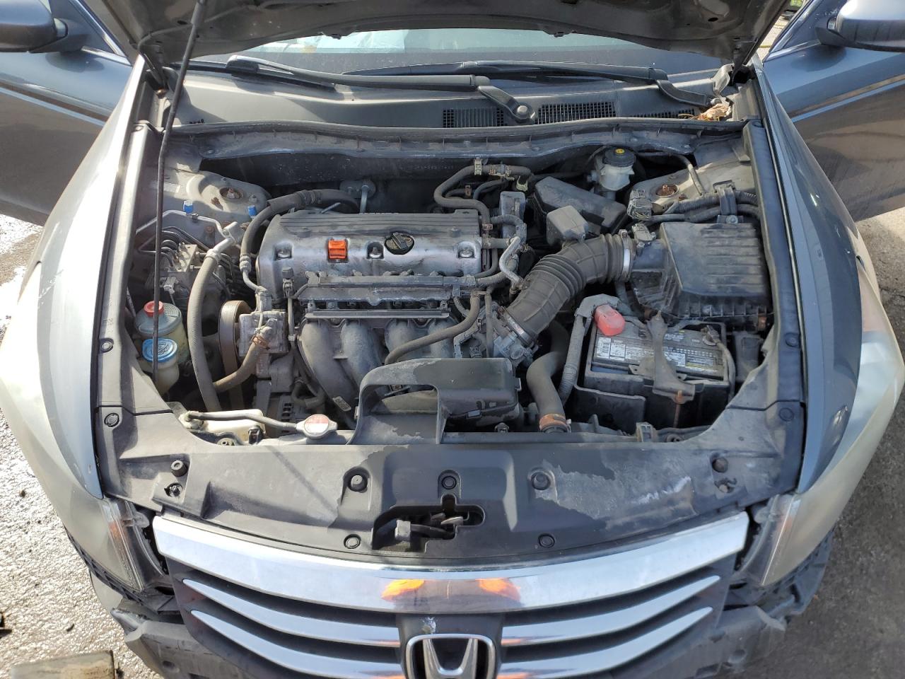 2012 Honda Accord - Image 11