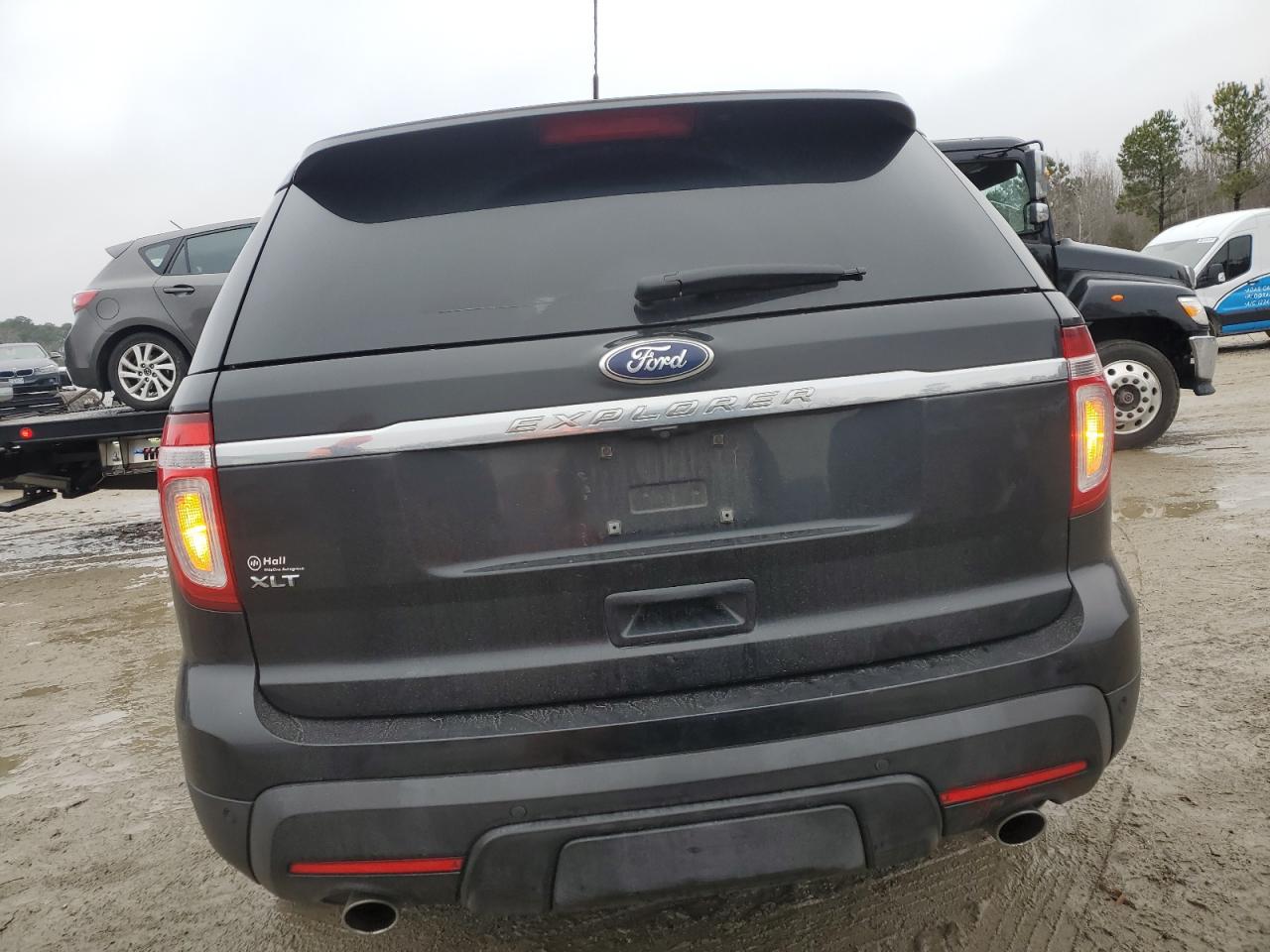 2015 Ford Explorer - Image 6