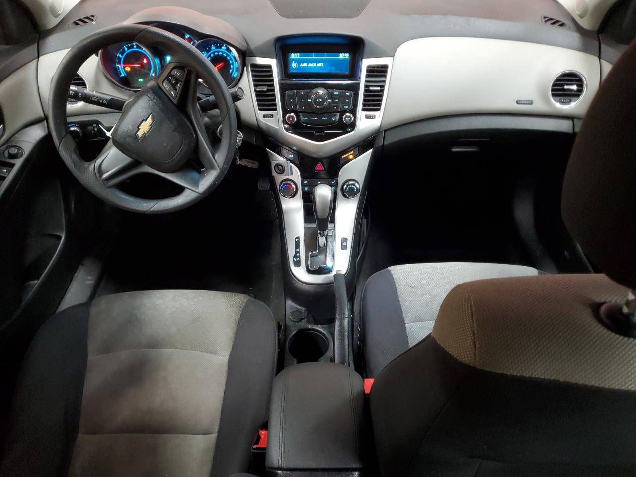2015 Chevrolet Cruze - Image 8