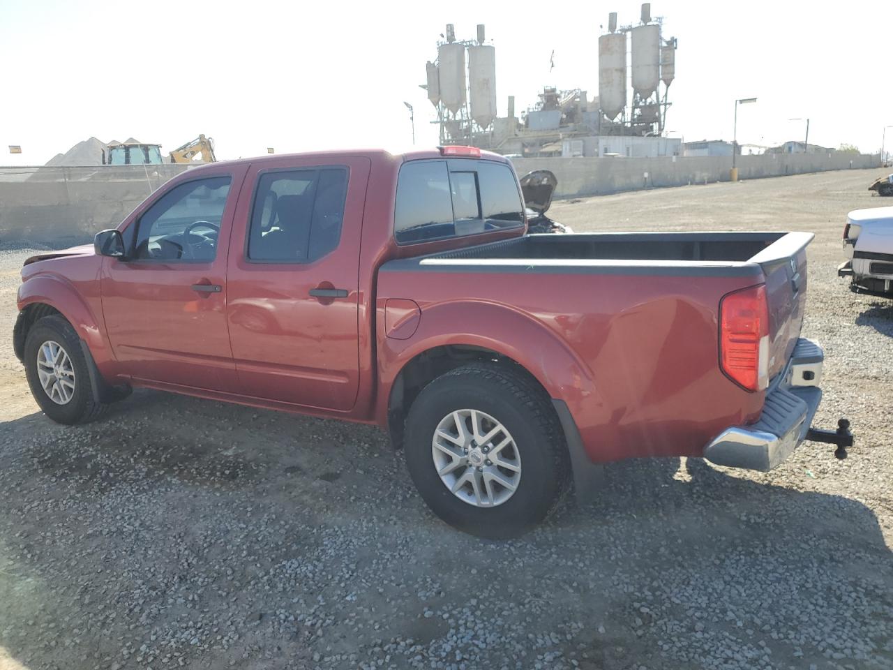 2018 Nissan Navara (Frontier) - Image 2