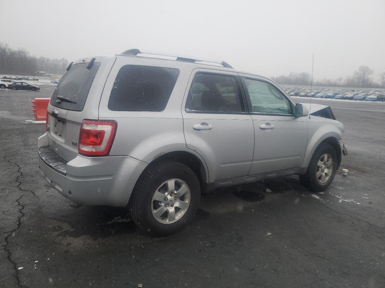 2011 Ford Escape - Image 3
