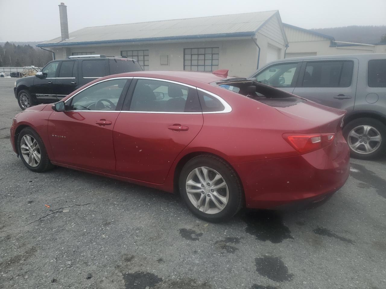 2016 Chevrolet Malibu - Image 2