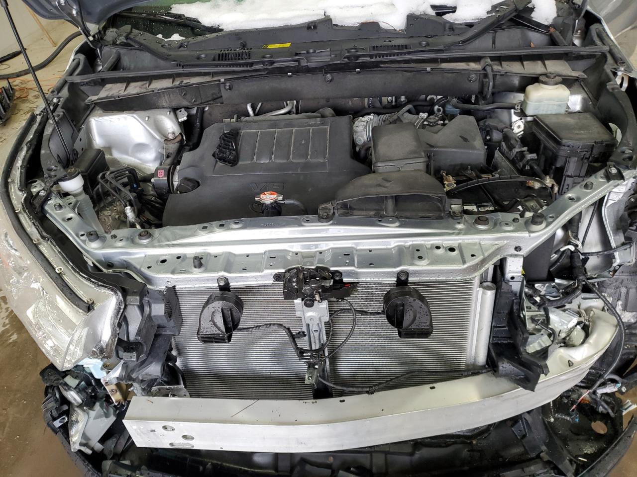 2015 Toyota Highlander - Image 12