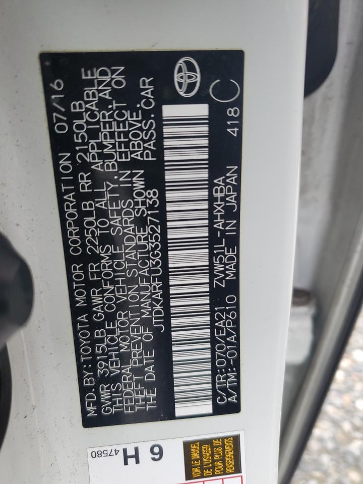2016 Toyota Prius - Image 12