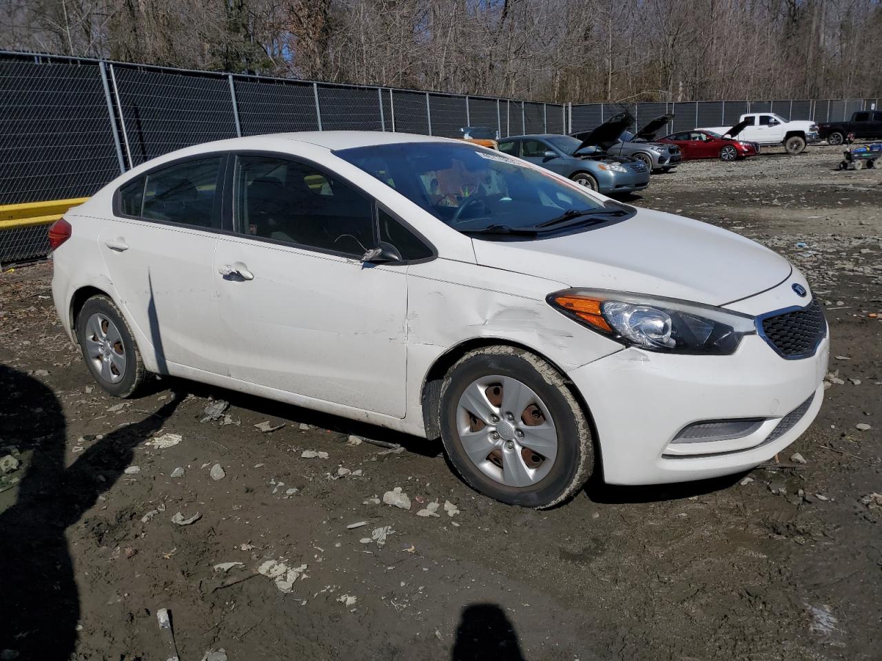 2015 Kia Forte - Image 4