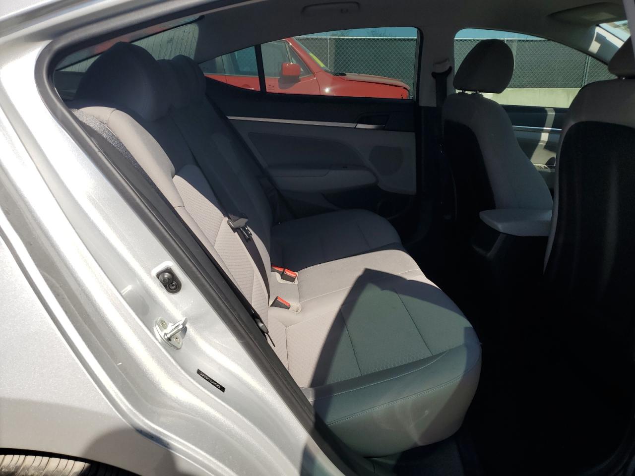 2020 Hyundai Elantra - Image 10
