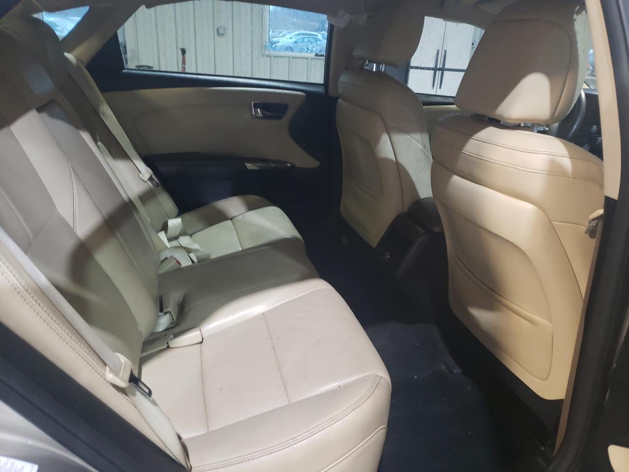 2013 Toyota Avalon - Image 11