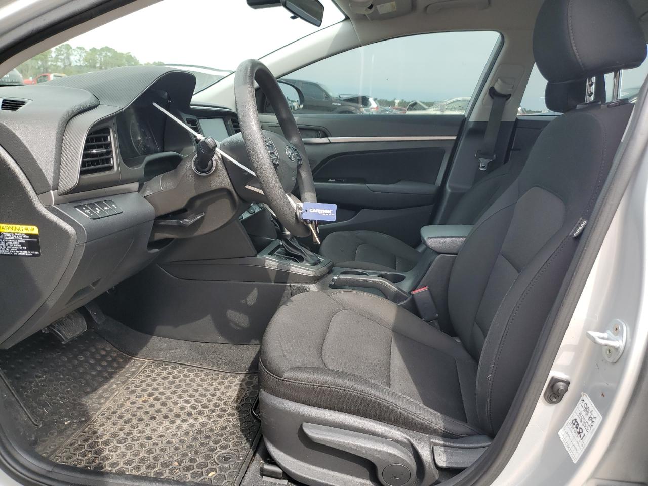 2019 Hyundai Elantra - Image 7