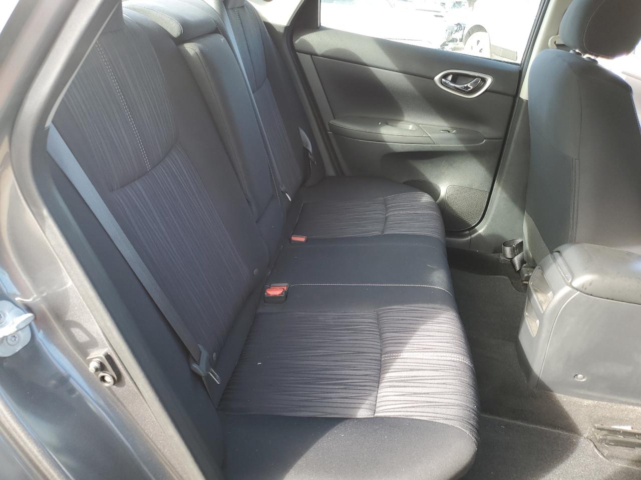2016 Nissan Sentra - Image 11
