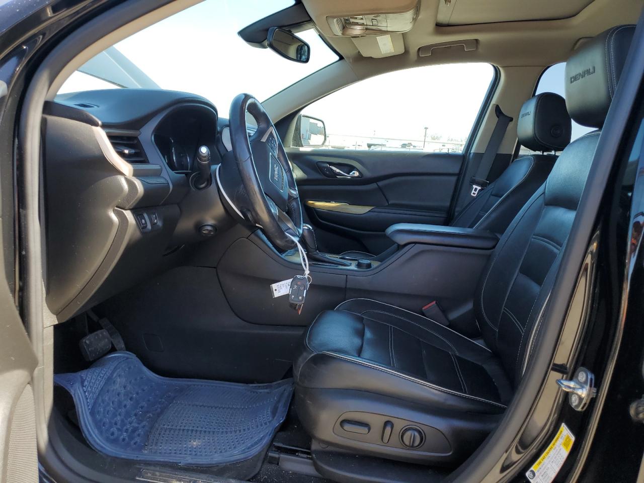 2017 GMC Acadia - Image 7