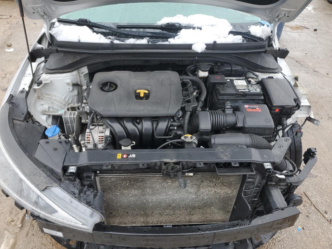 2020 Hyundai Elantra - Image 11