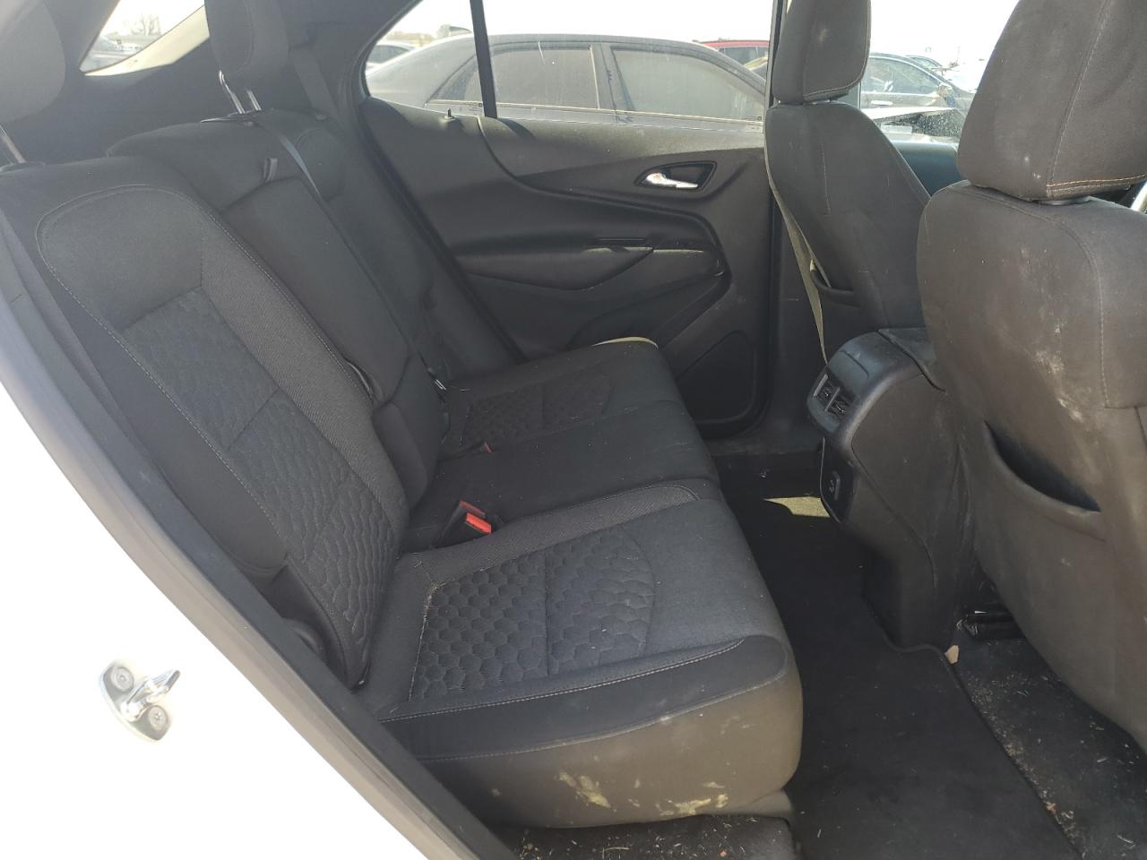 2020 Chevrolet Equinox - Image 11
