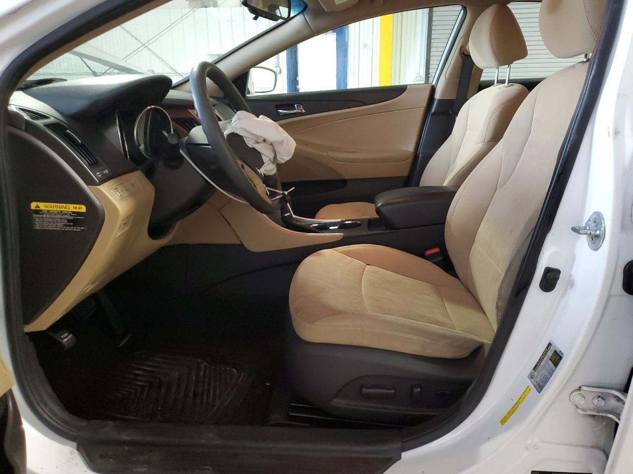 2012 Hyundai Sonata - Image 7