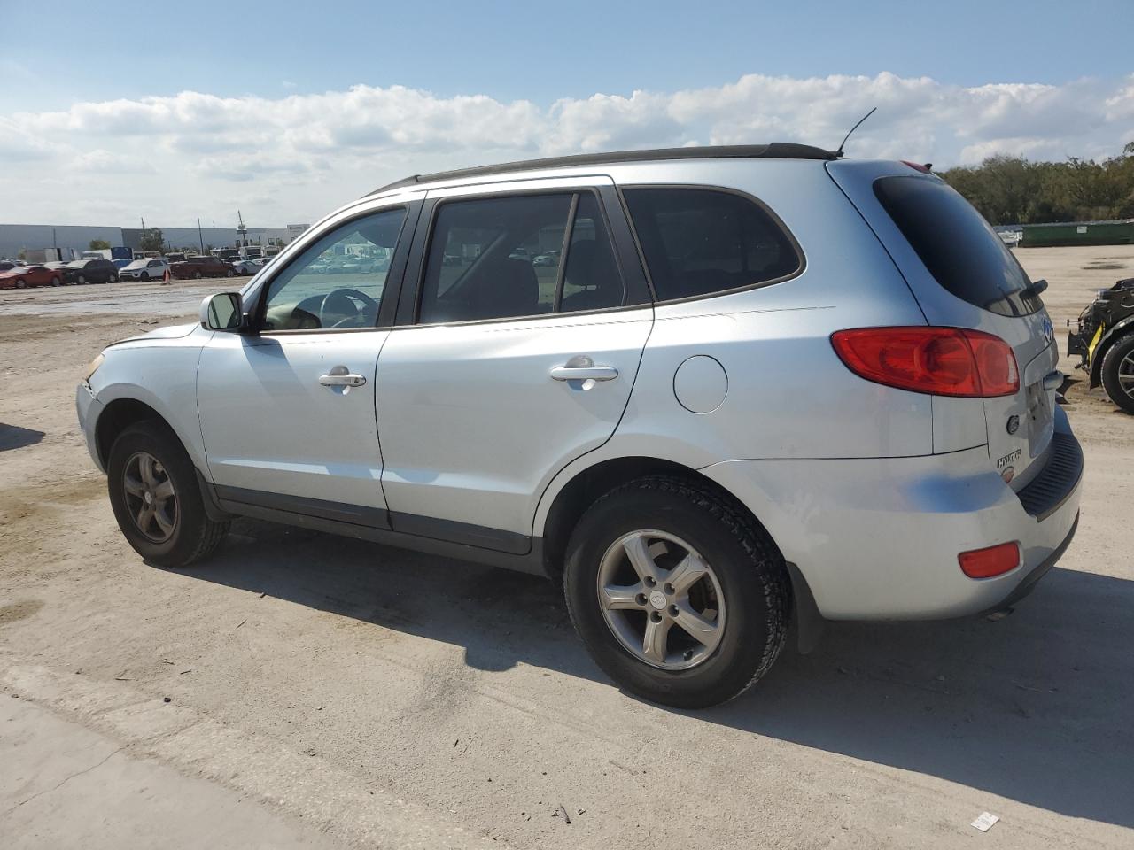 2008 Hyundai Santa Fe - Image 2