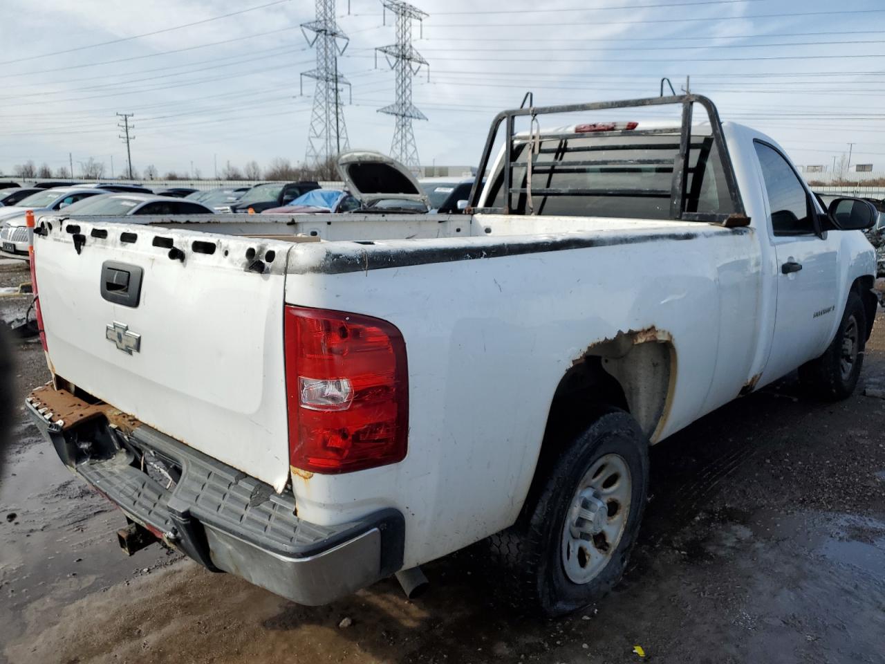 2007 Chevrolet Silverado - Image 3