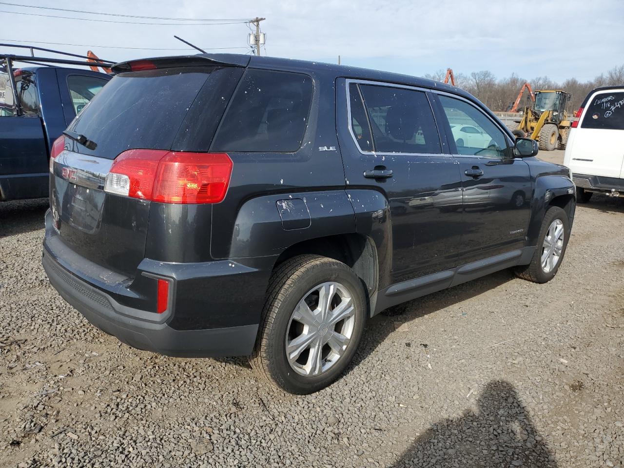 2017 GMC Terrain - Image 3