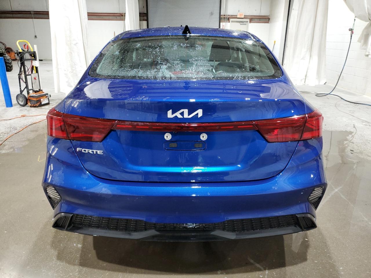 2023 Kia Forte - Image 6