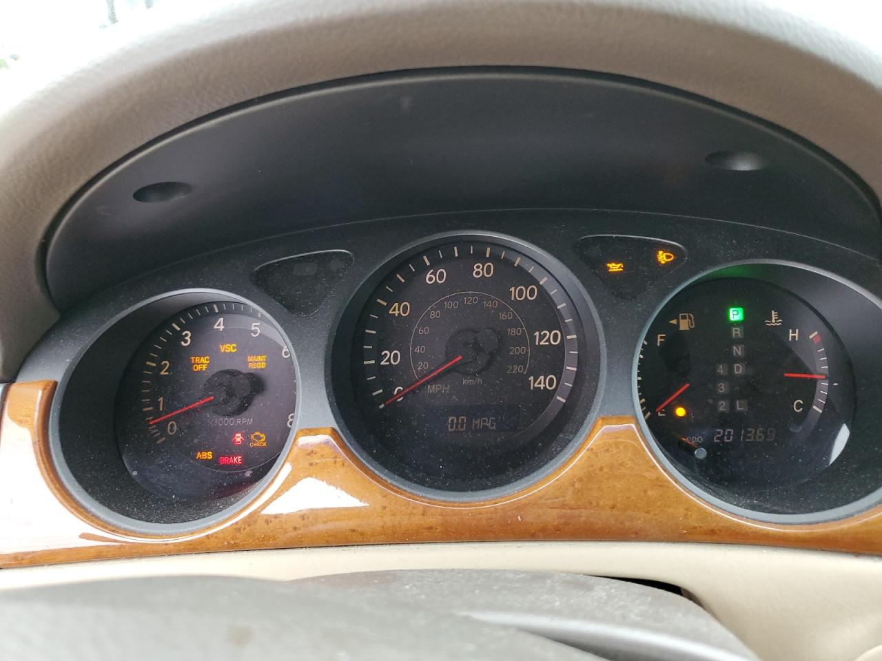 2005 Lexus ES - Image 9