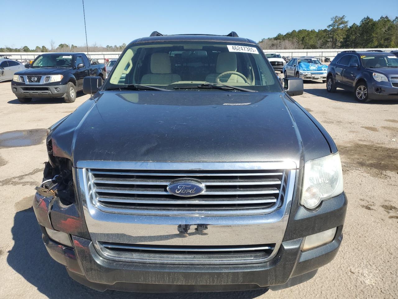 2010 Ford Explorer - Image 5