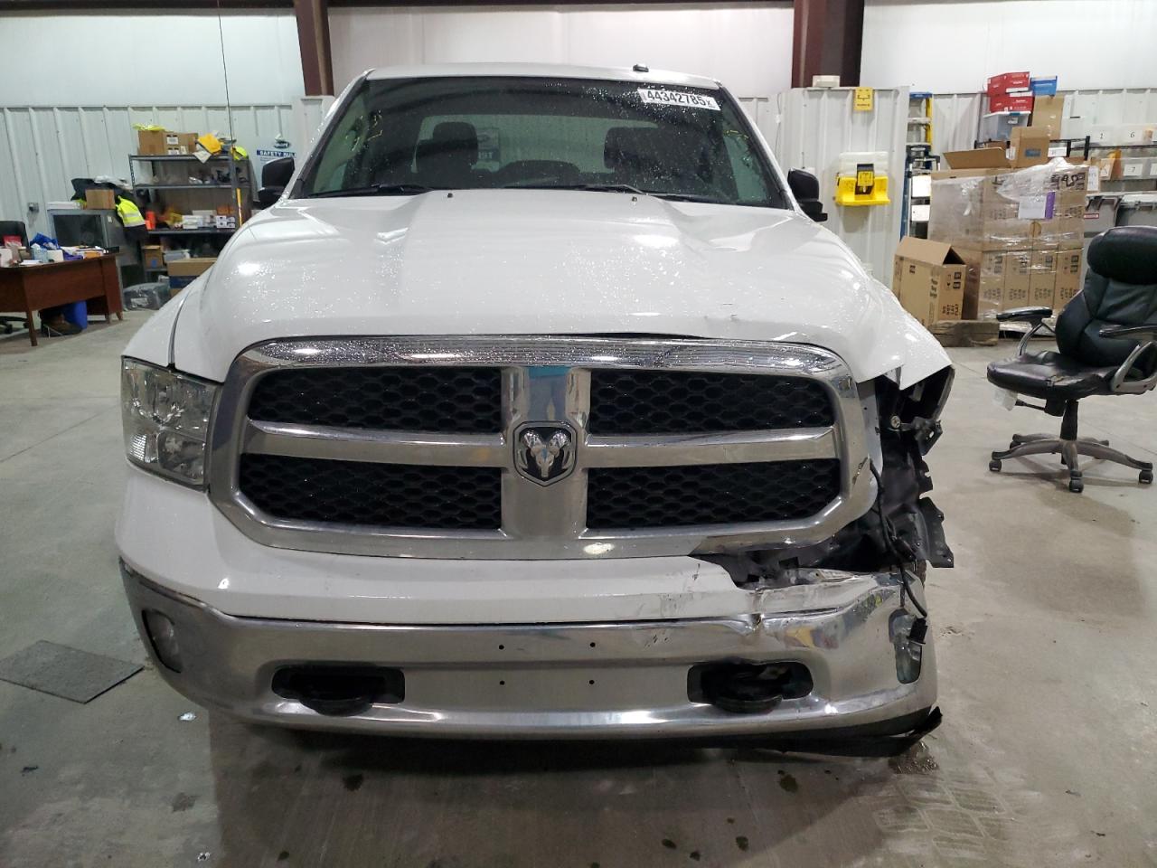 2021 RAM 1500 - Image 5