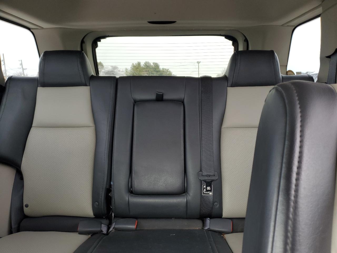 2008 Jeep Grand Cherokee - Image 10