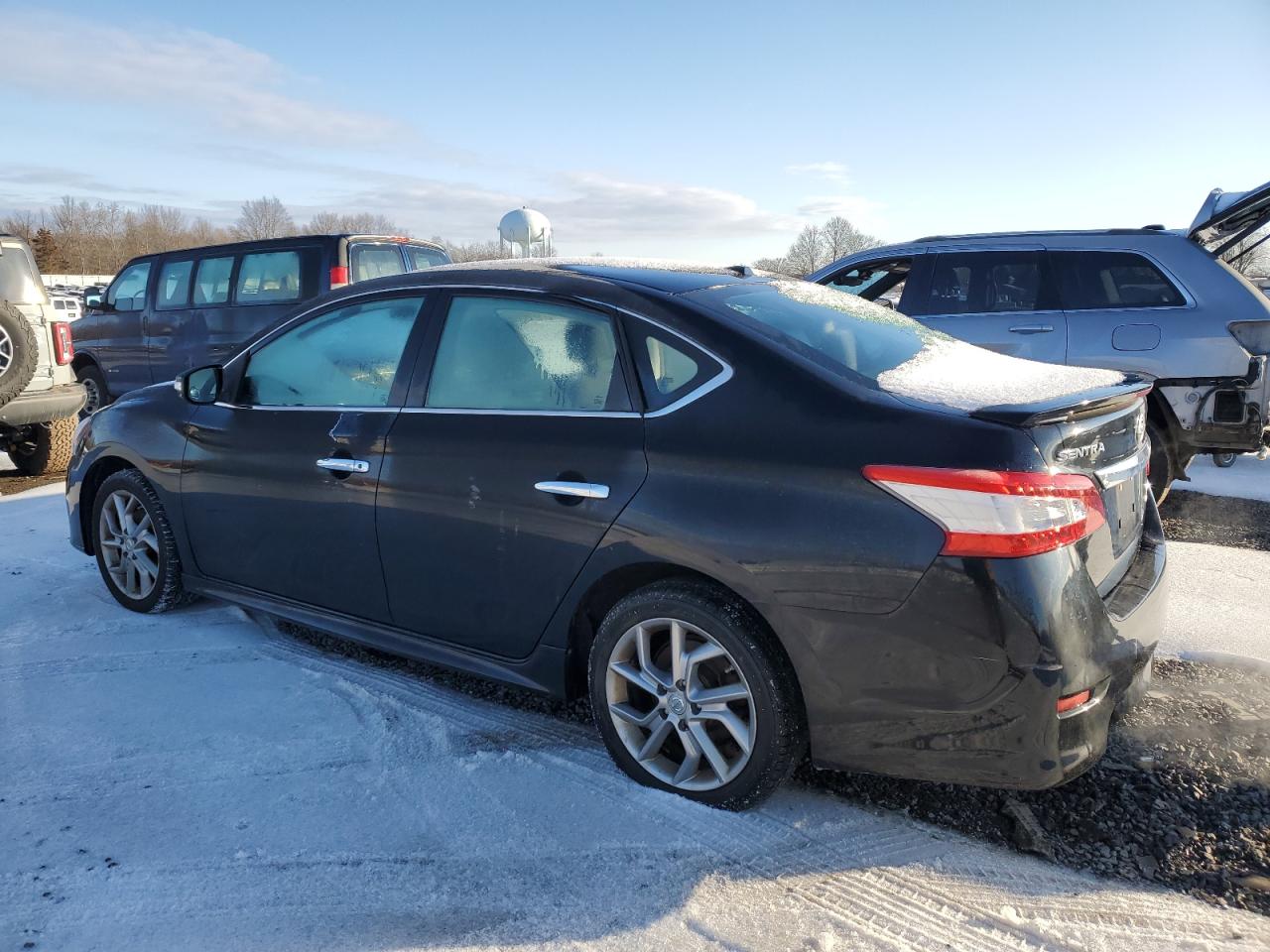2015 Nissan Sentra - Image 2