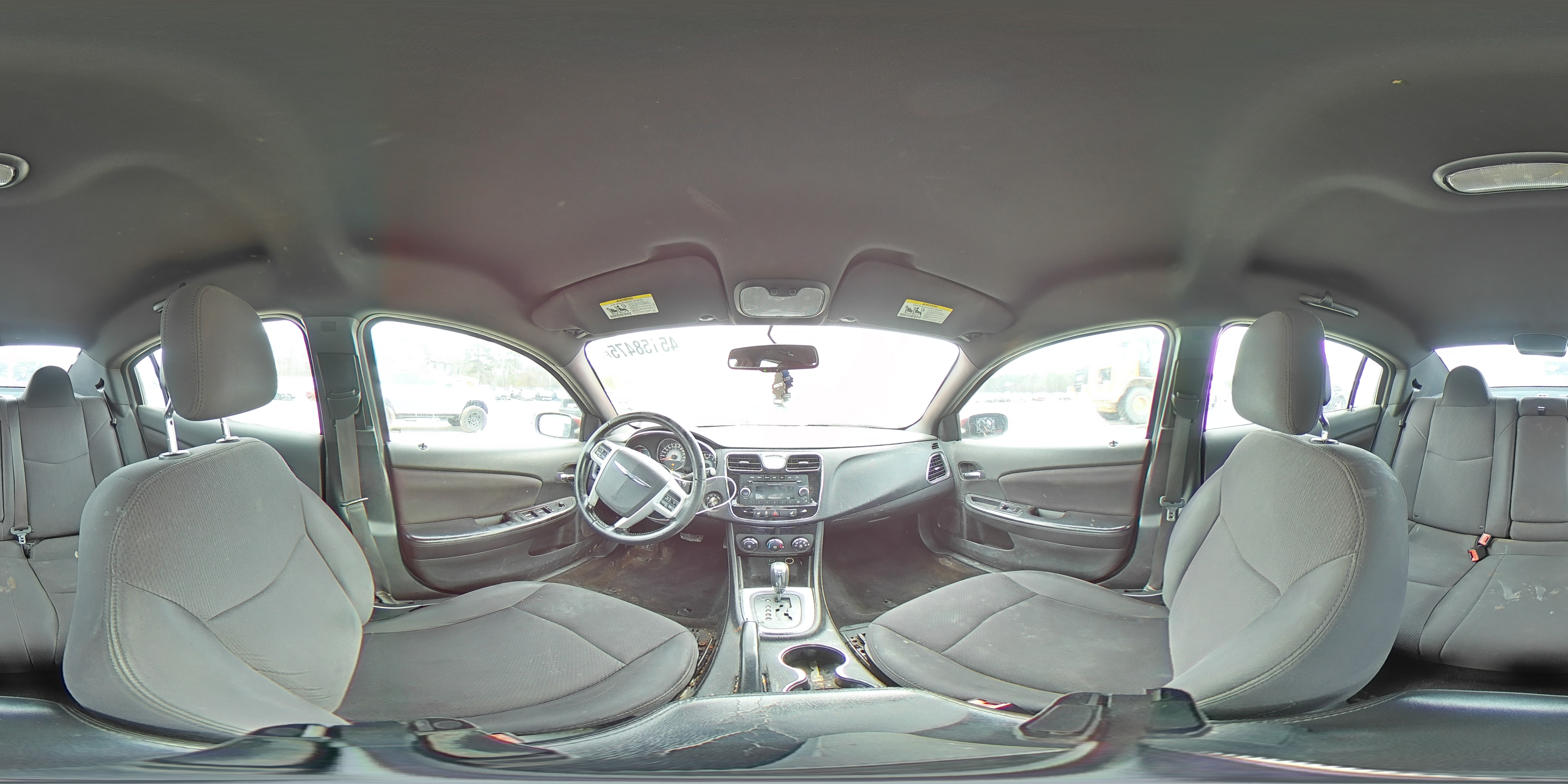 2013 Chrysler 200 - Image 12