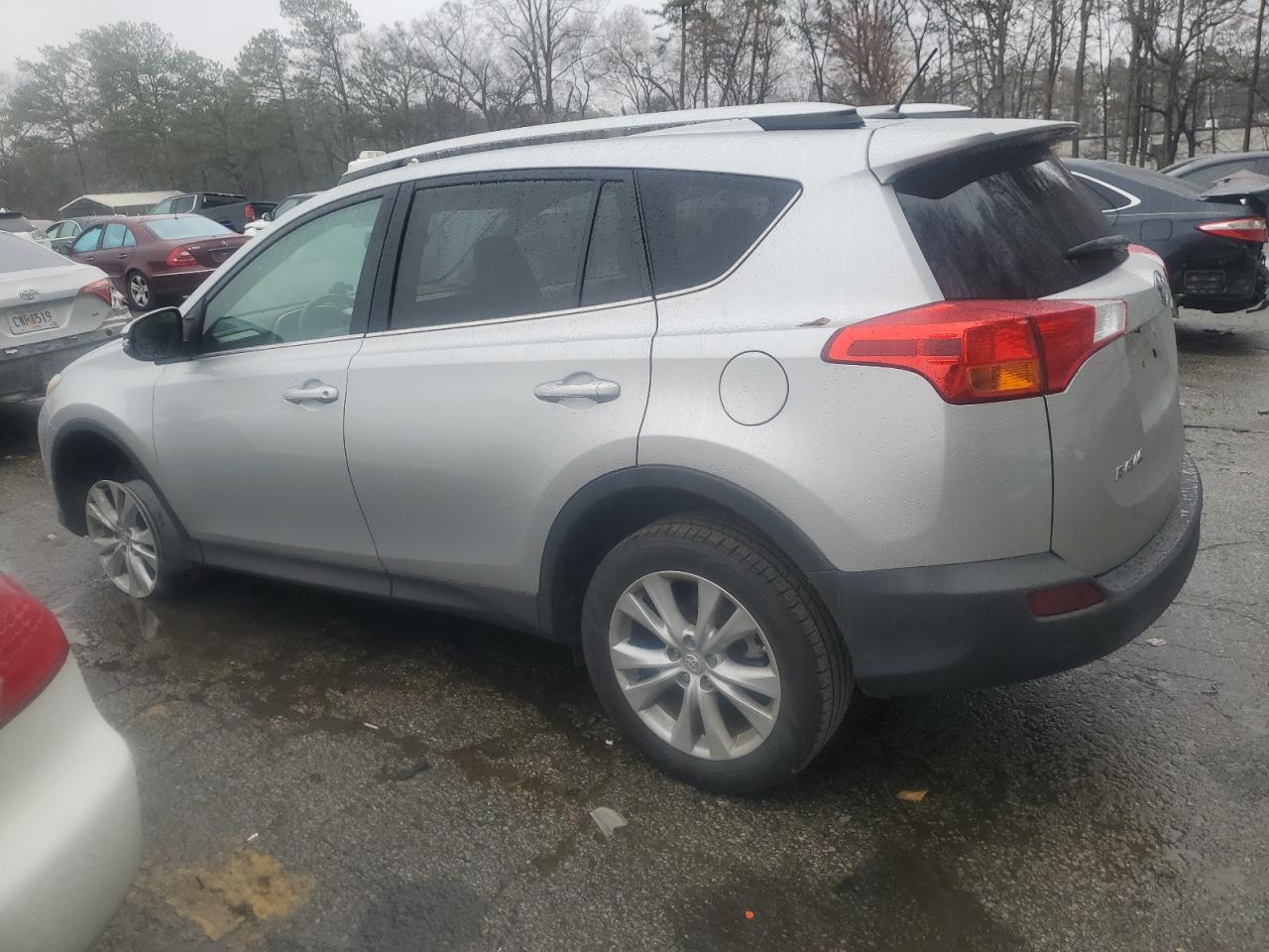 2013 Toyota RAV 4 - Image 2