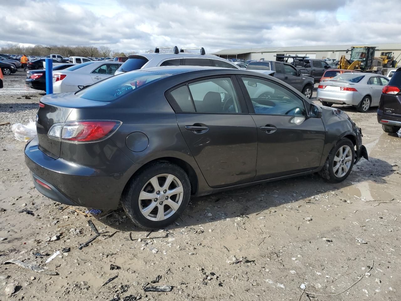 2011 Mazda 3 - Image 3