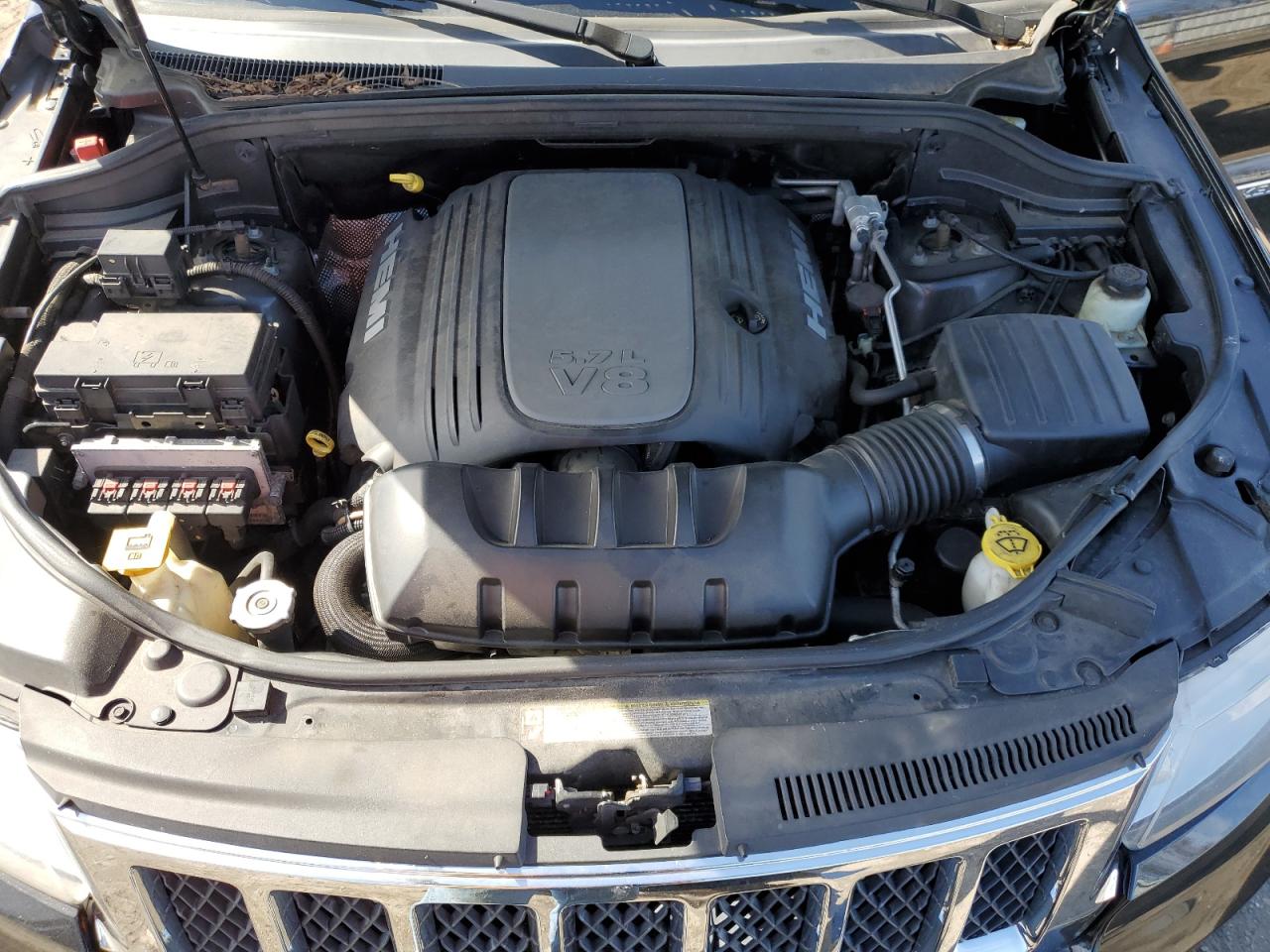 2012 Jeep Grand Cherokee - Image 12