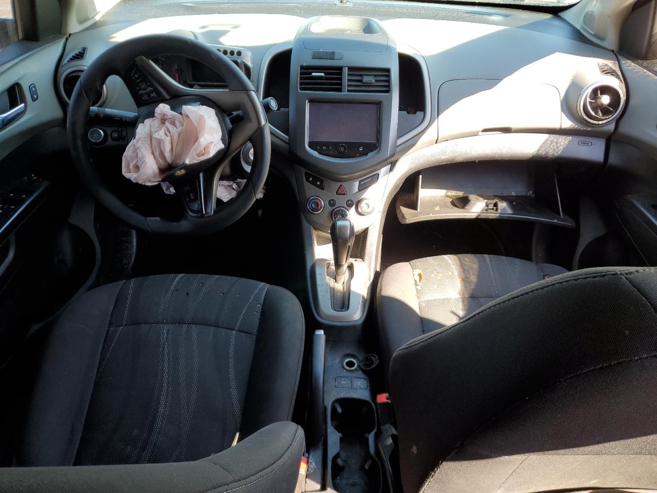2014 Chevrolet Sonic - Image 8