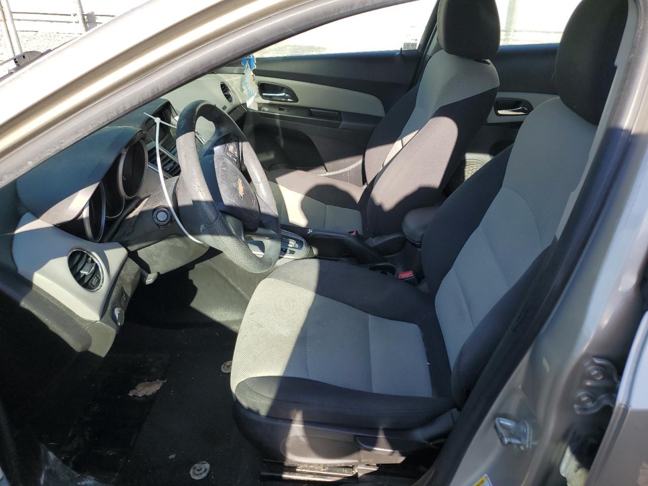 2014 Chevrolet Cruze - Image 7