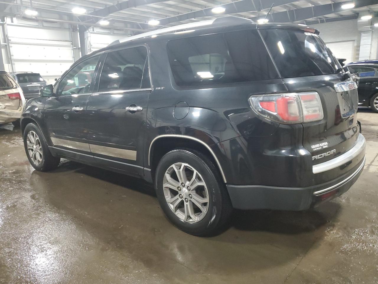 2013 GMC Acadia - Image 2
