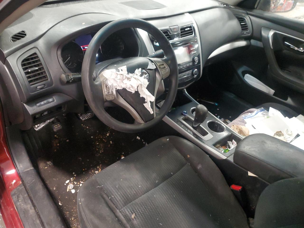 2015 Nissan Altima - Image 8