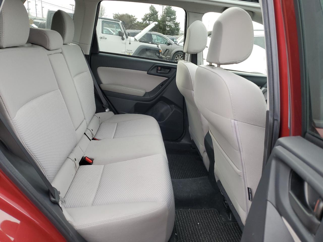 2016 Subaru Forester - Image 11
