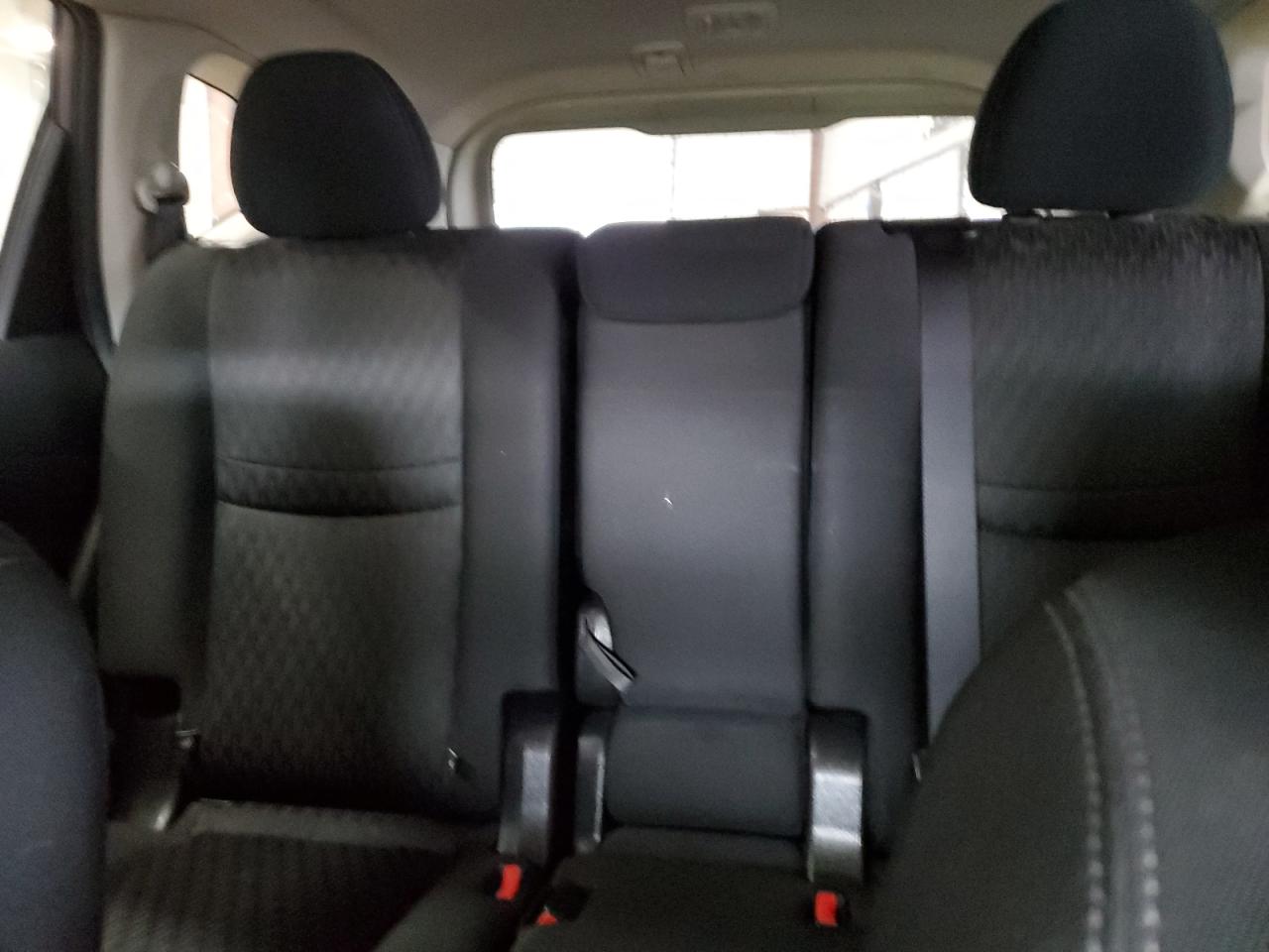 2020 Nissan Rogue - Image 10
