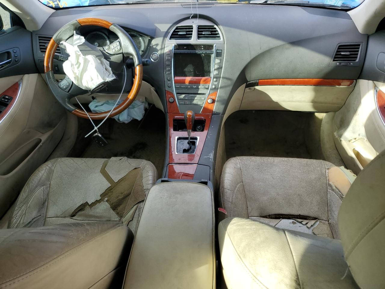 2011 Lexus ES - Image 8