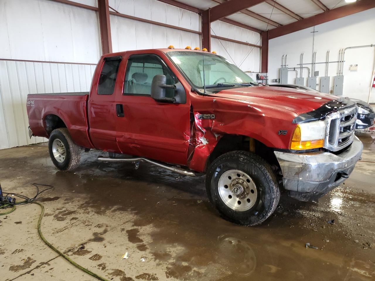 2001 Ford F250 - Image 4