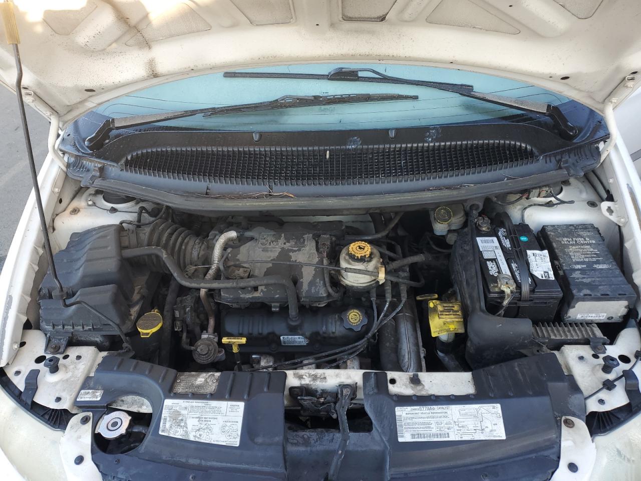 2001 Dodge Caravan - Image 12