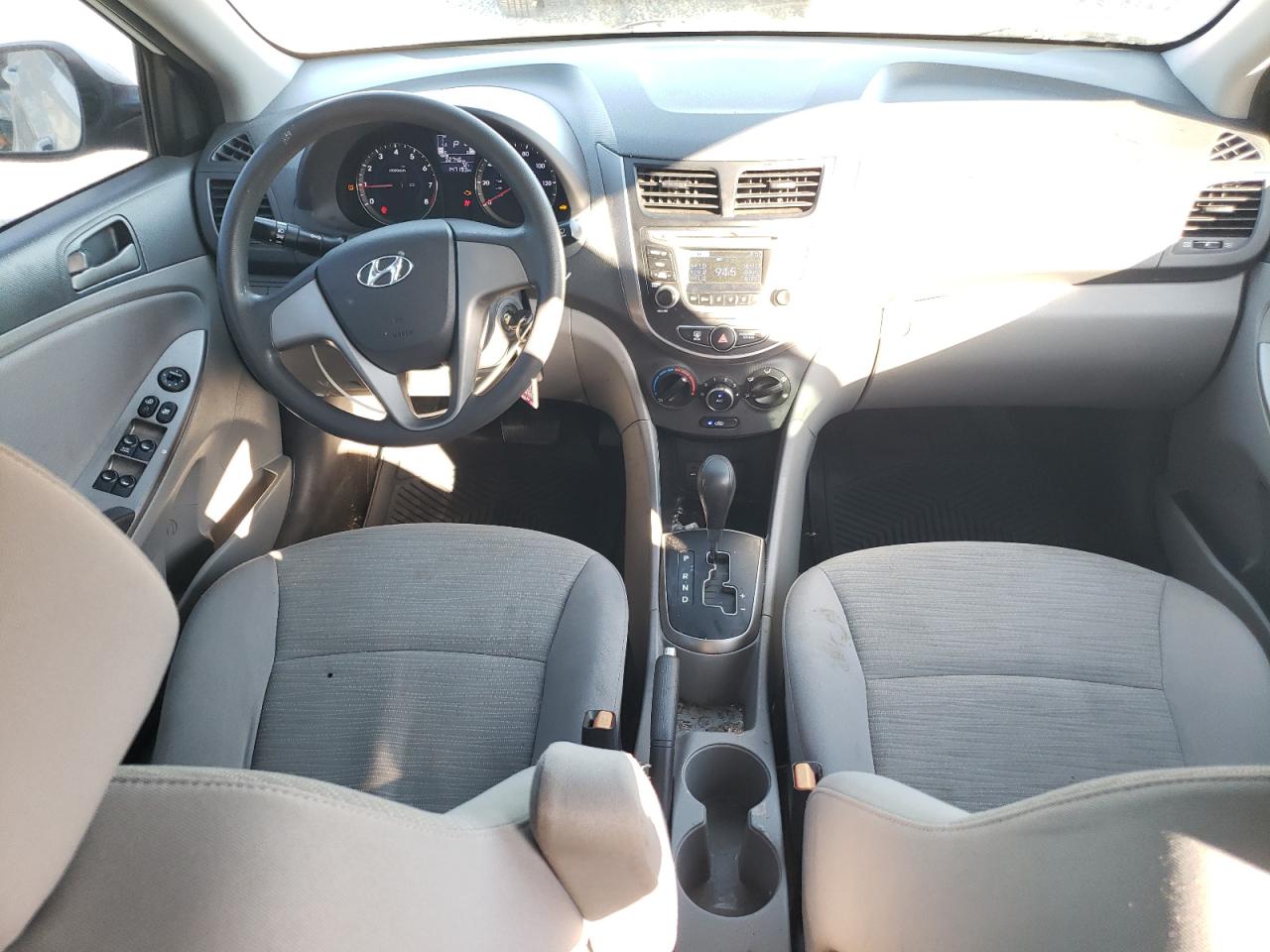 2017 Hyundai Accent - Image 8
