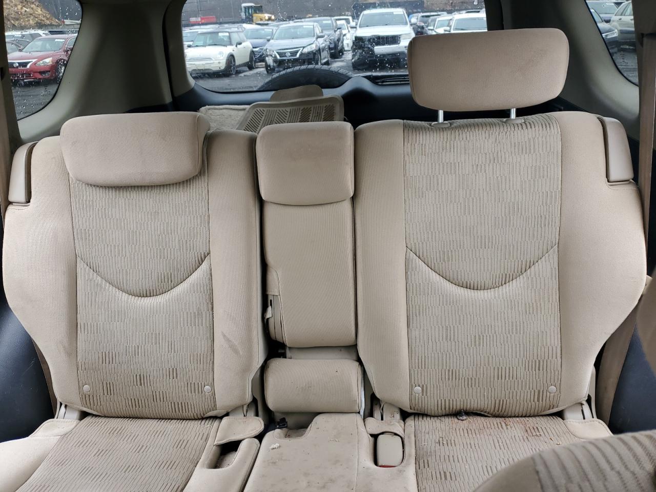 2010 Toyota RAV 4 - Image 10
