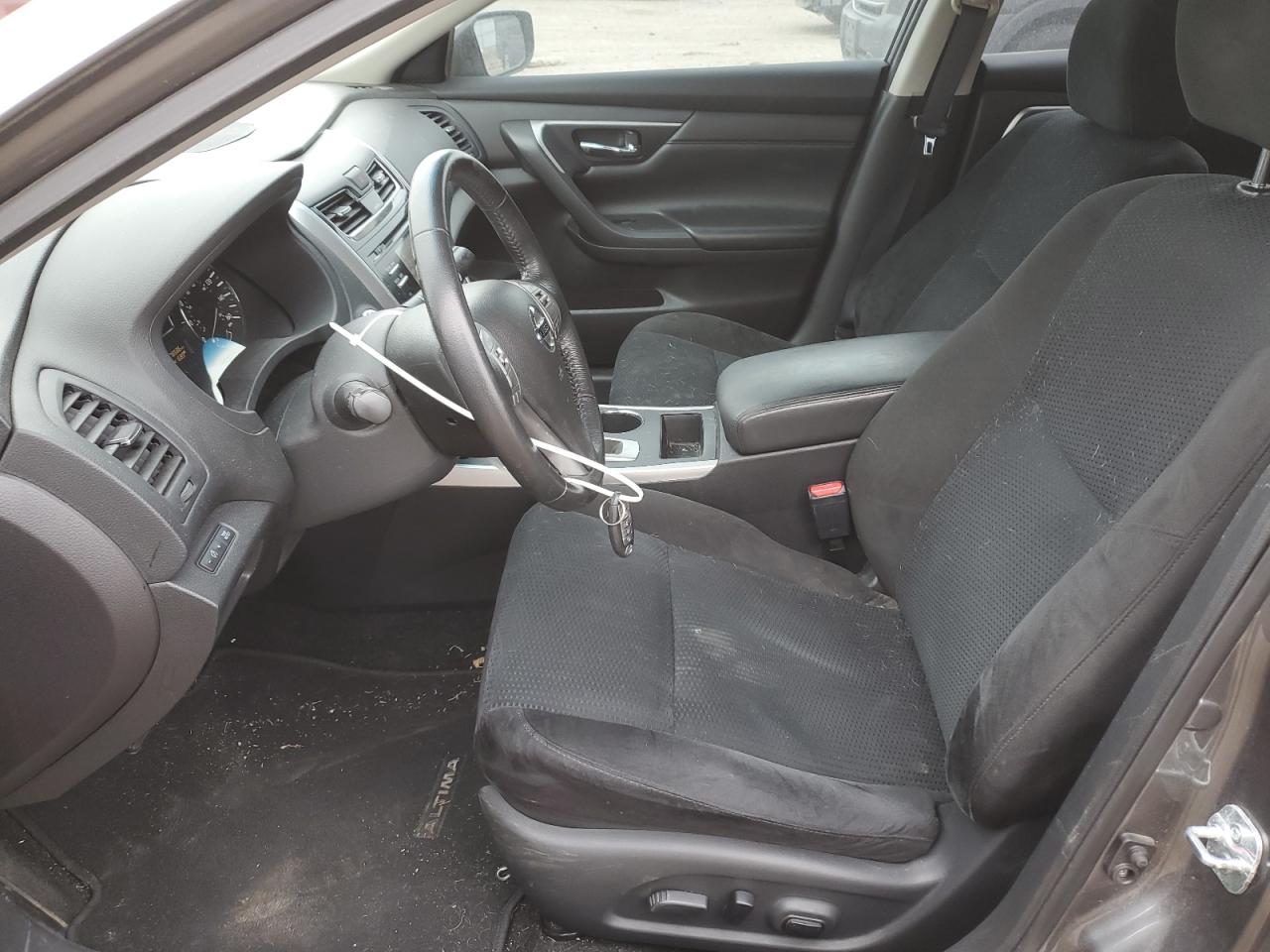 2015 Nissan Altima - Image 7