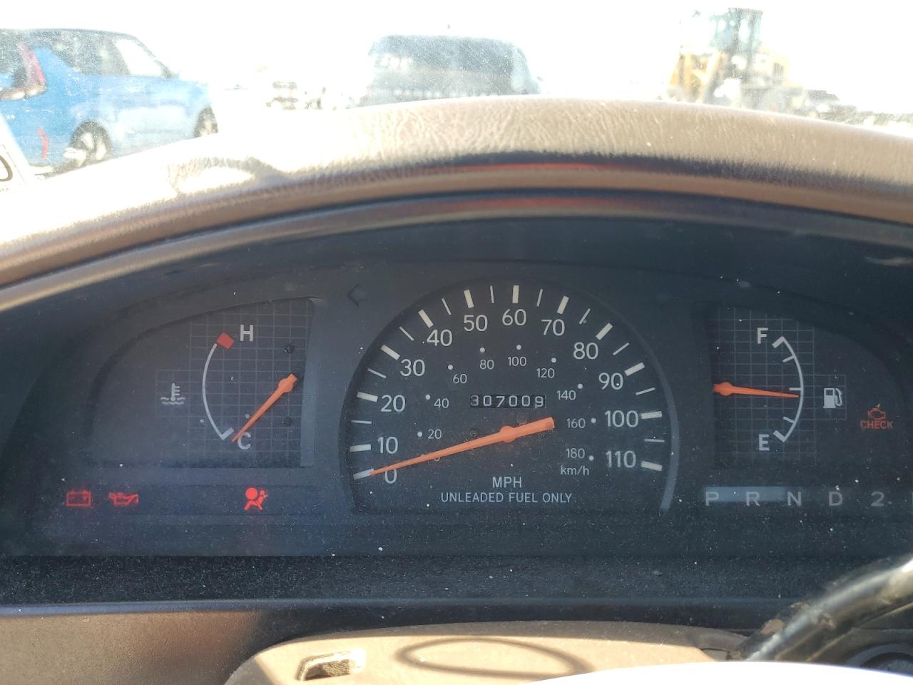 2000 Toyota Tacoma - Image 9