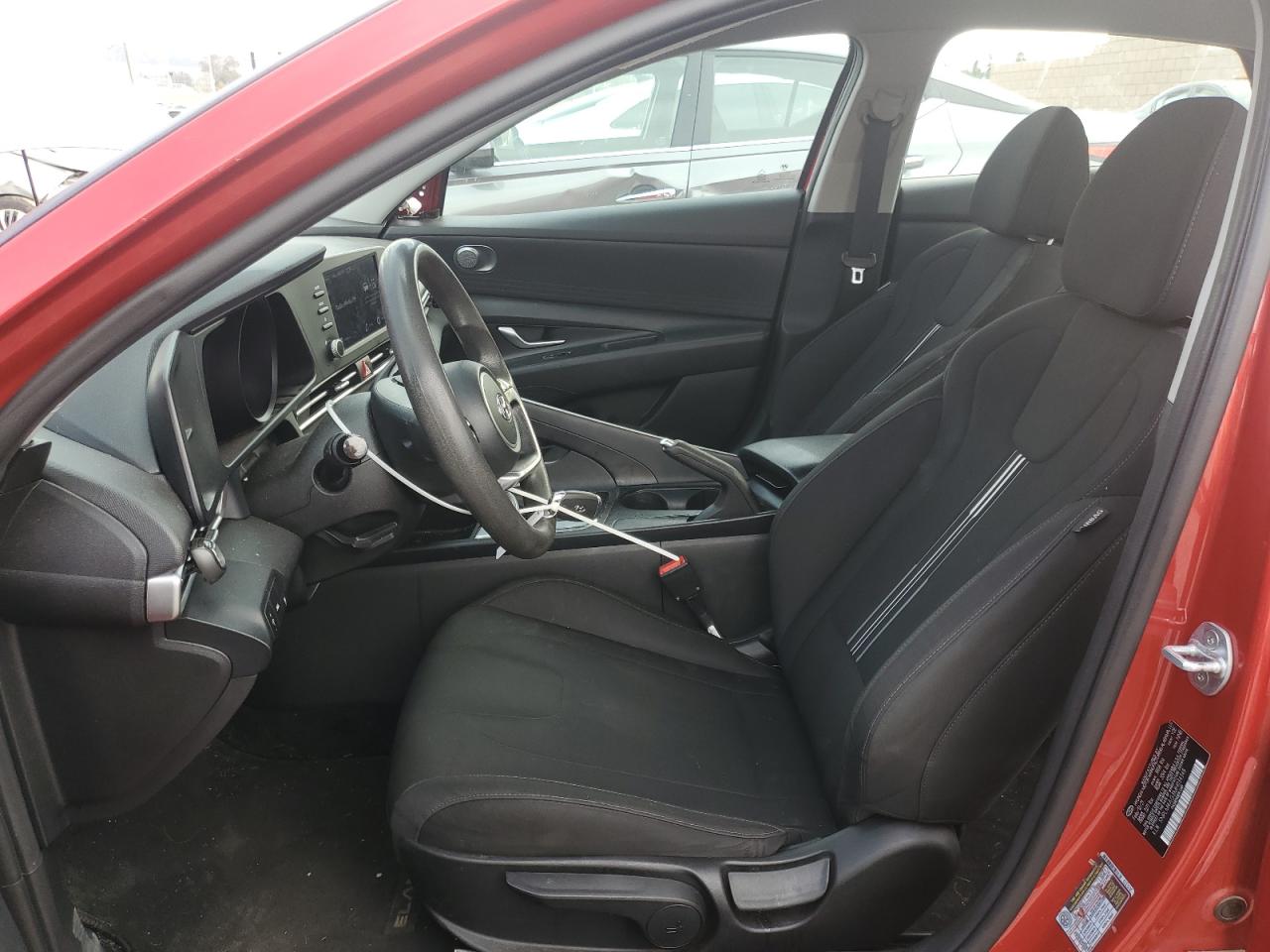 2021 Hyundai Elantra - Image 7
