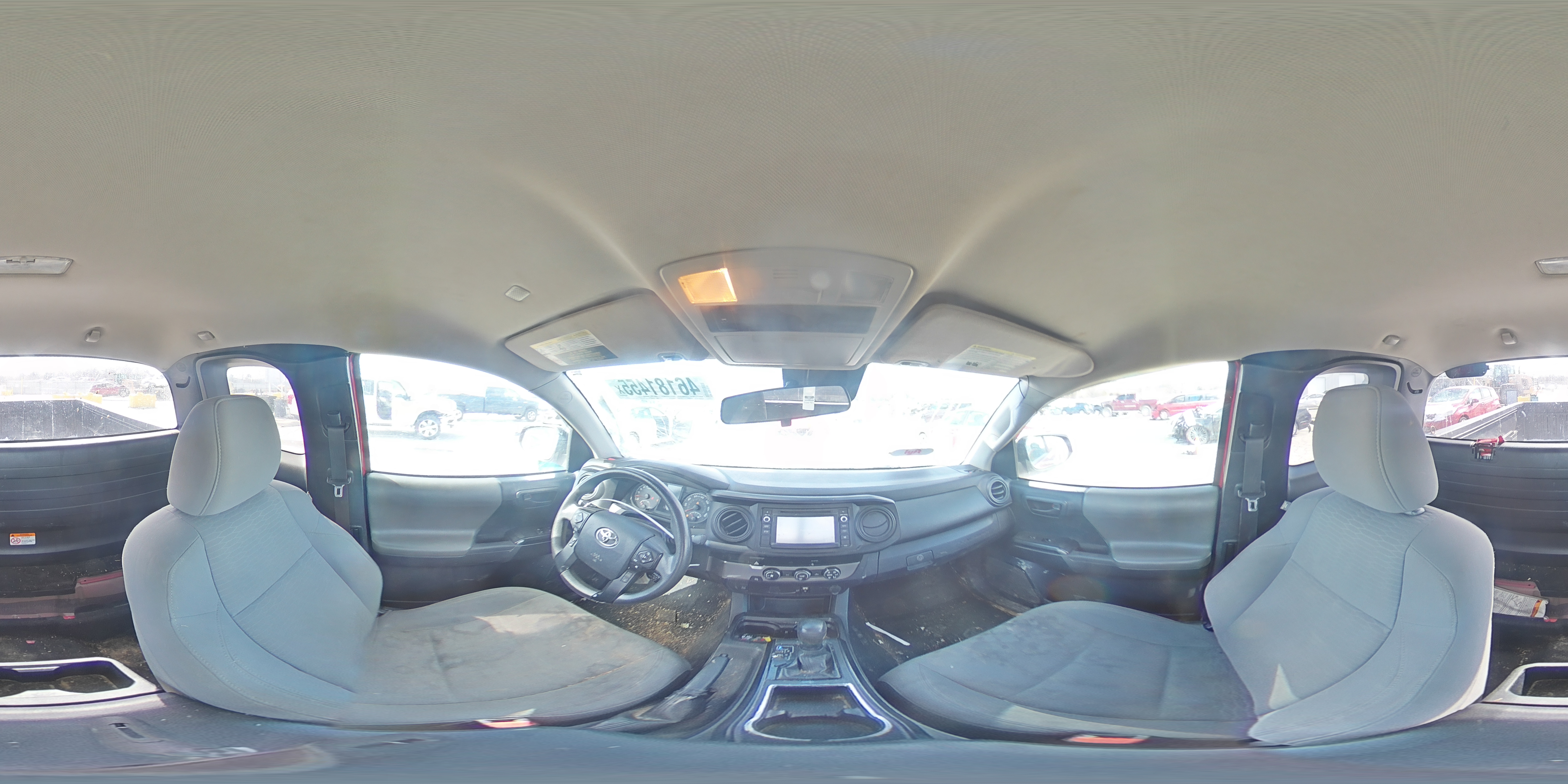 2019 Toyota Tacoma - Image 12