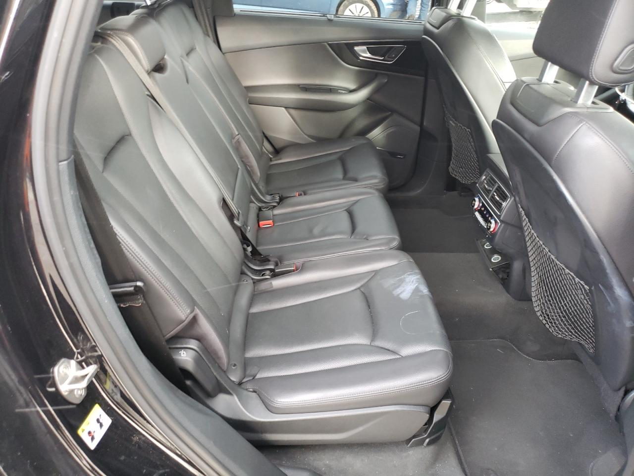 2017 Audi Q7 - Image 10