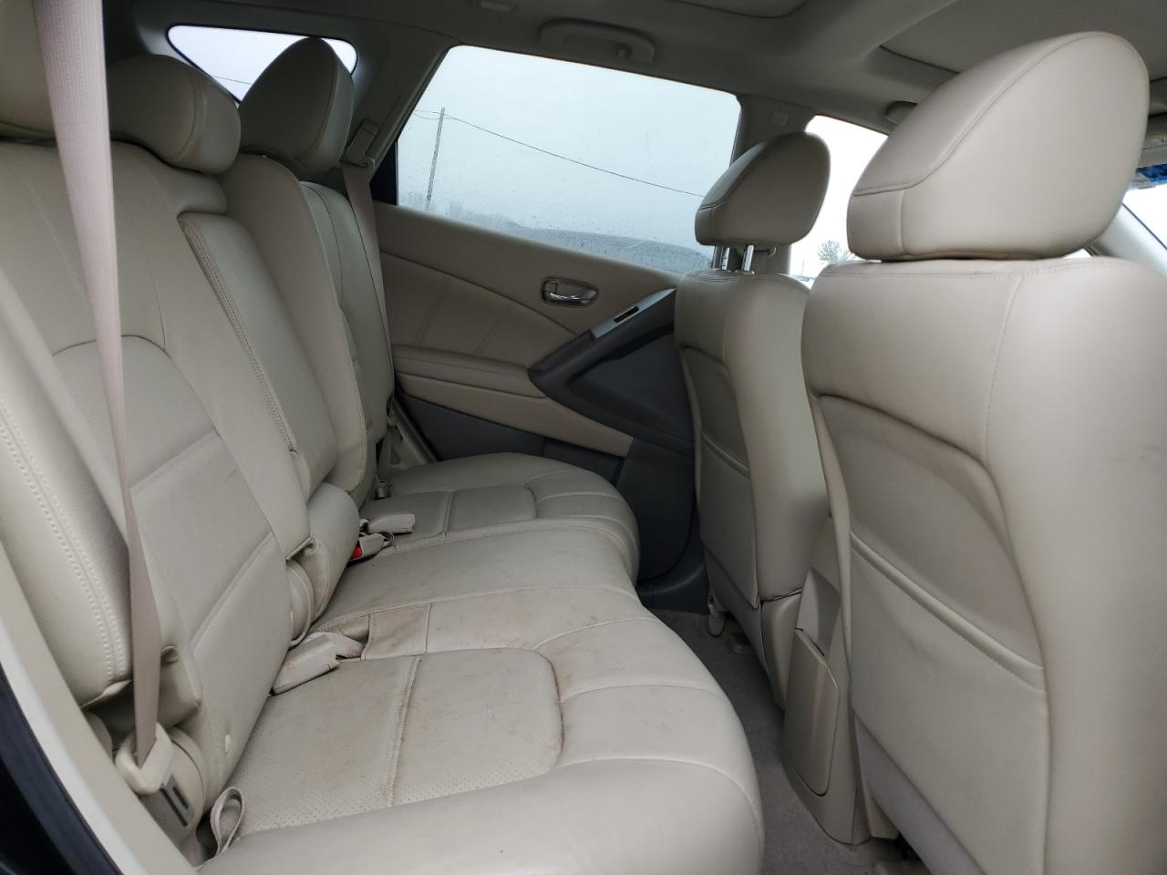 2012 Nissan Murano - Image 10
