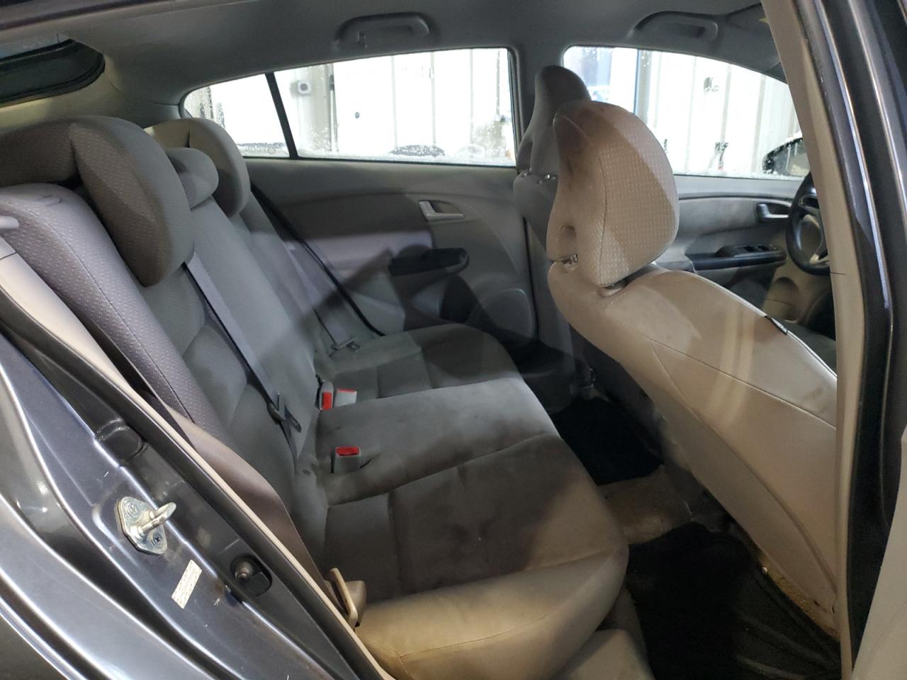 2012 Honda Insight - Image 10