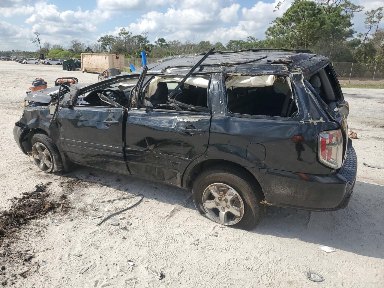 2007 Honda Pilot - Image 2